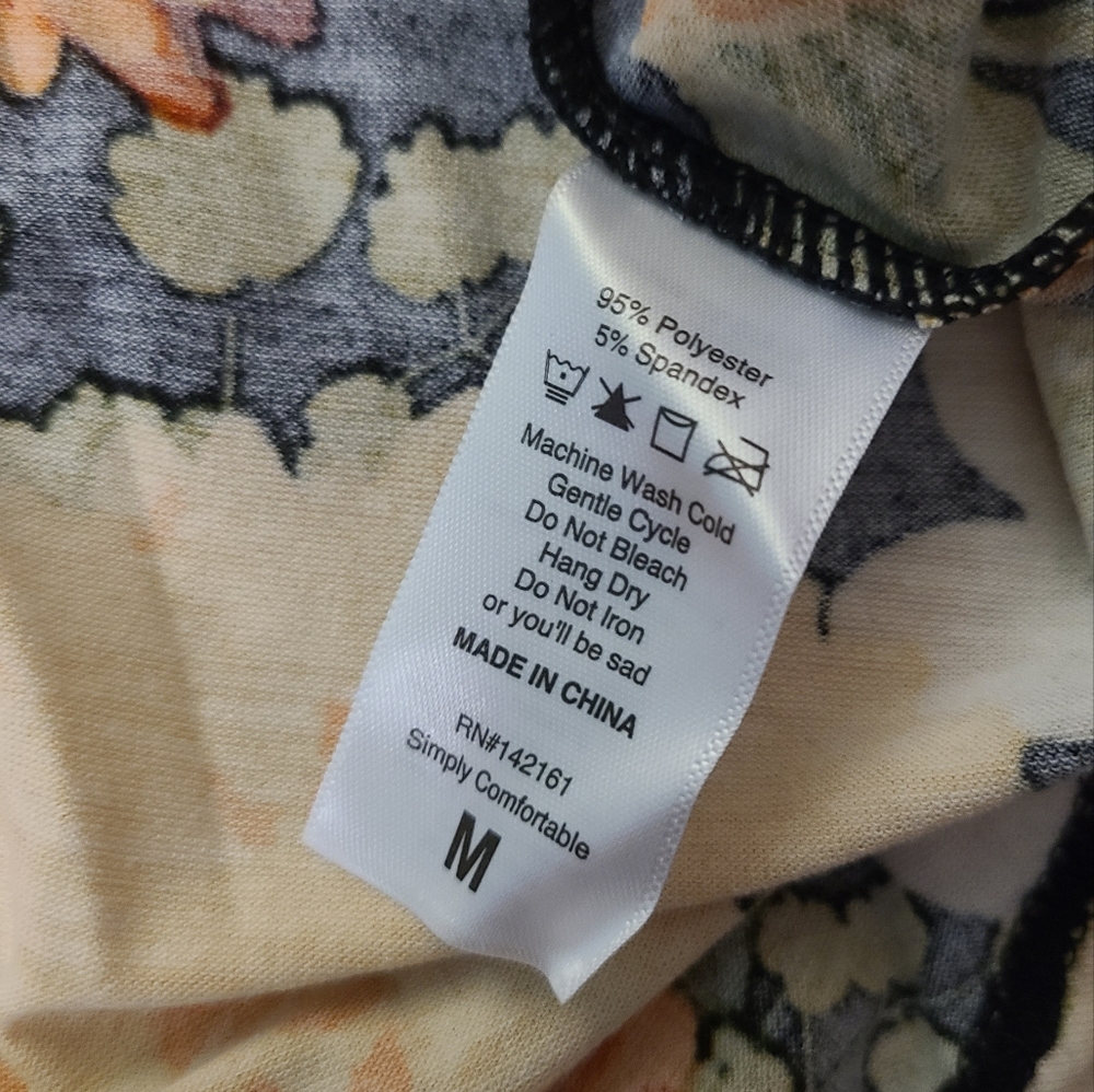 Lularoe Ryane - Picture 3 of 4